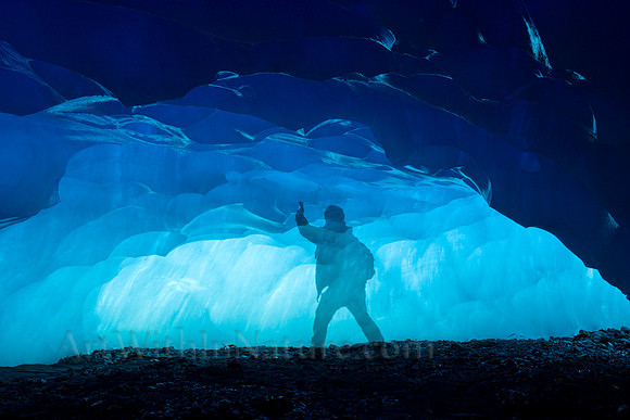 2592 Glacier Cave Ghost